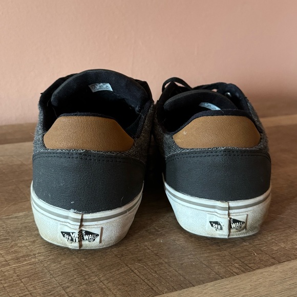 Multi texture vans - Picture 2 of 6